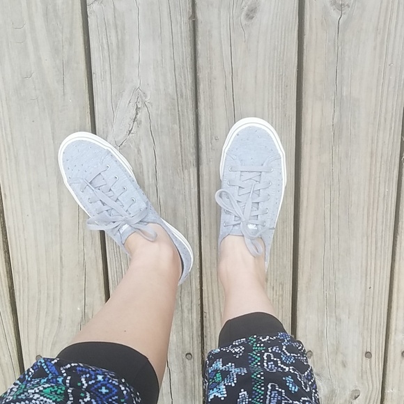 KEDS - Picture 7 of 8